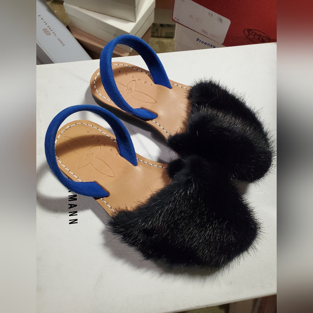 Sz 35 $610 Maria Cornejo Faux Mink Fur Sandals